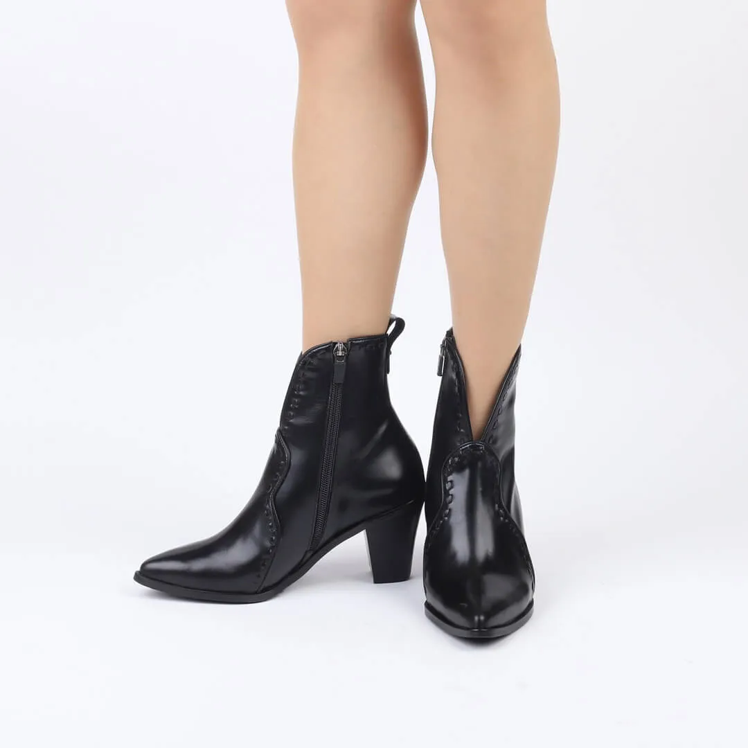 JUDITH - western style ankle