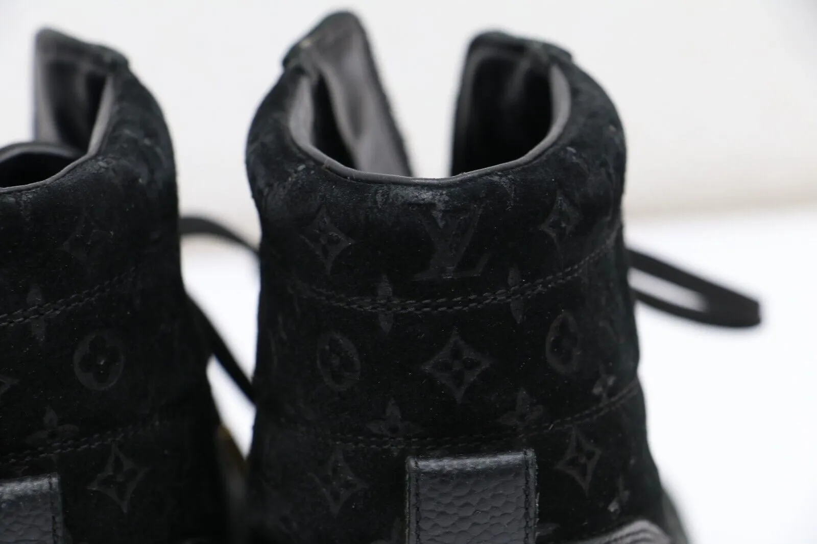 Louis Vuitton Black Leather Embossed Suede Sneakers Womens Size 38.5/US 8.5